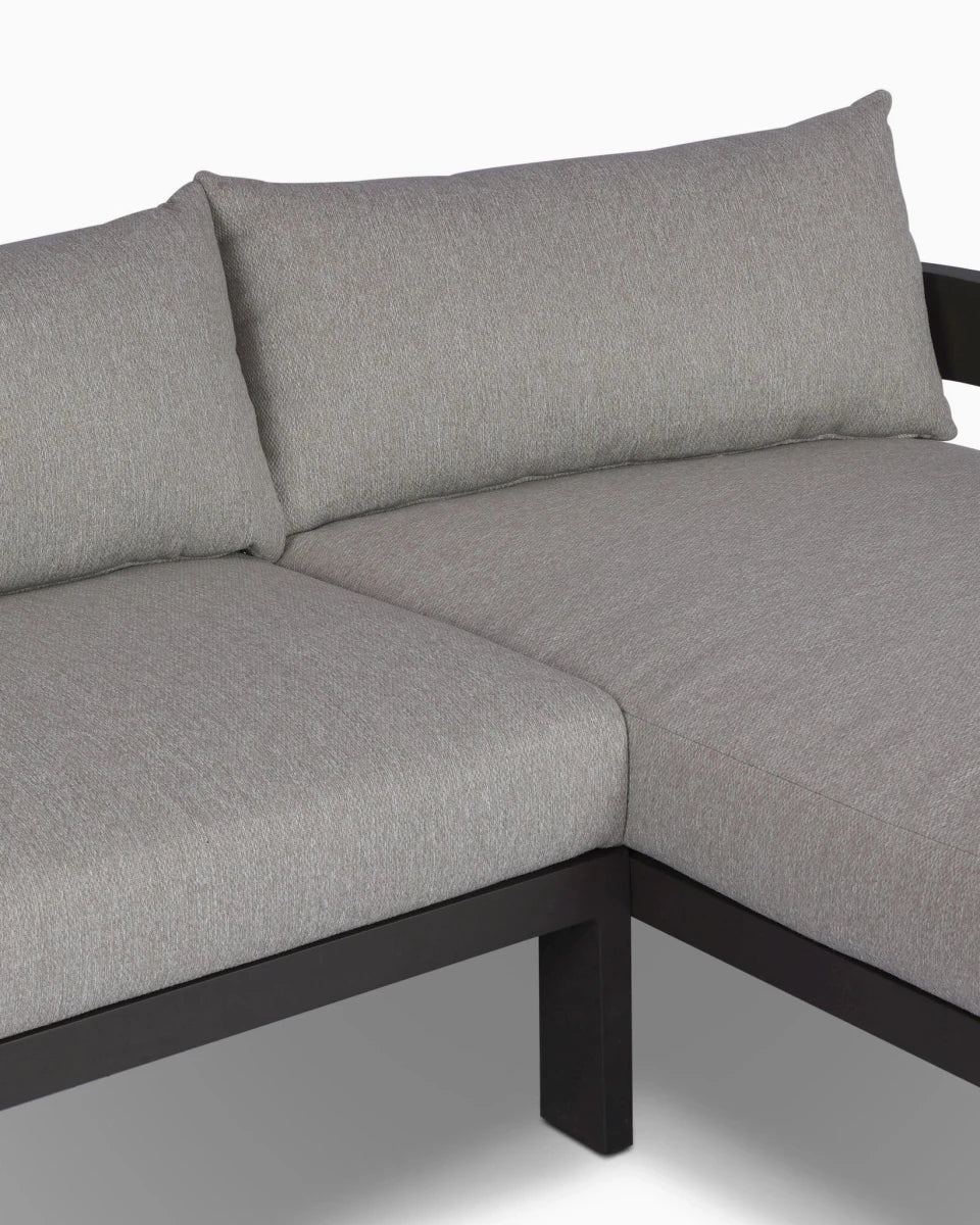 Concha Fog / Right Facing