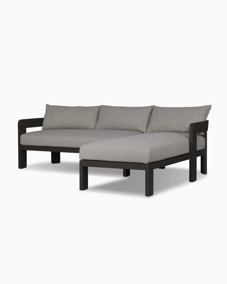 Concha Fog / Right Facing