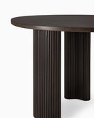 Mahogany Dark Brown / Medium (63")