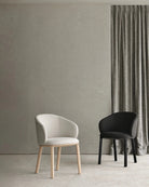 Salt Seat / Natural Oak Legs