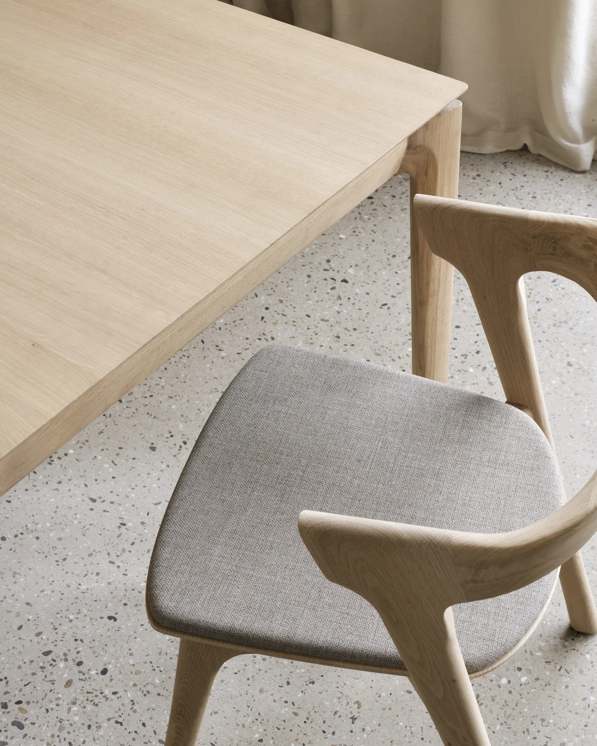 Natural Oak / Warm Grey