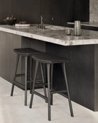 Black Oak / Black Leather / Counter Height (26")