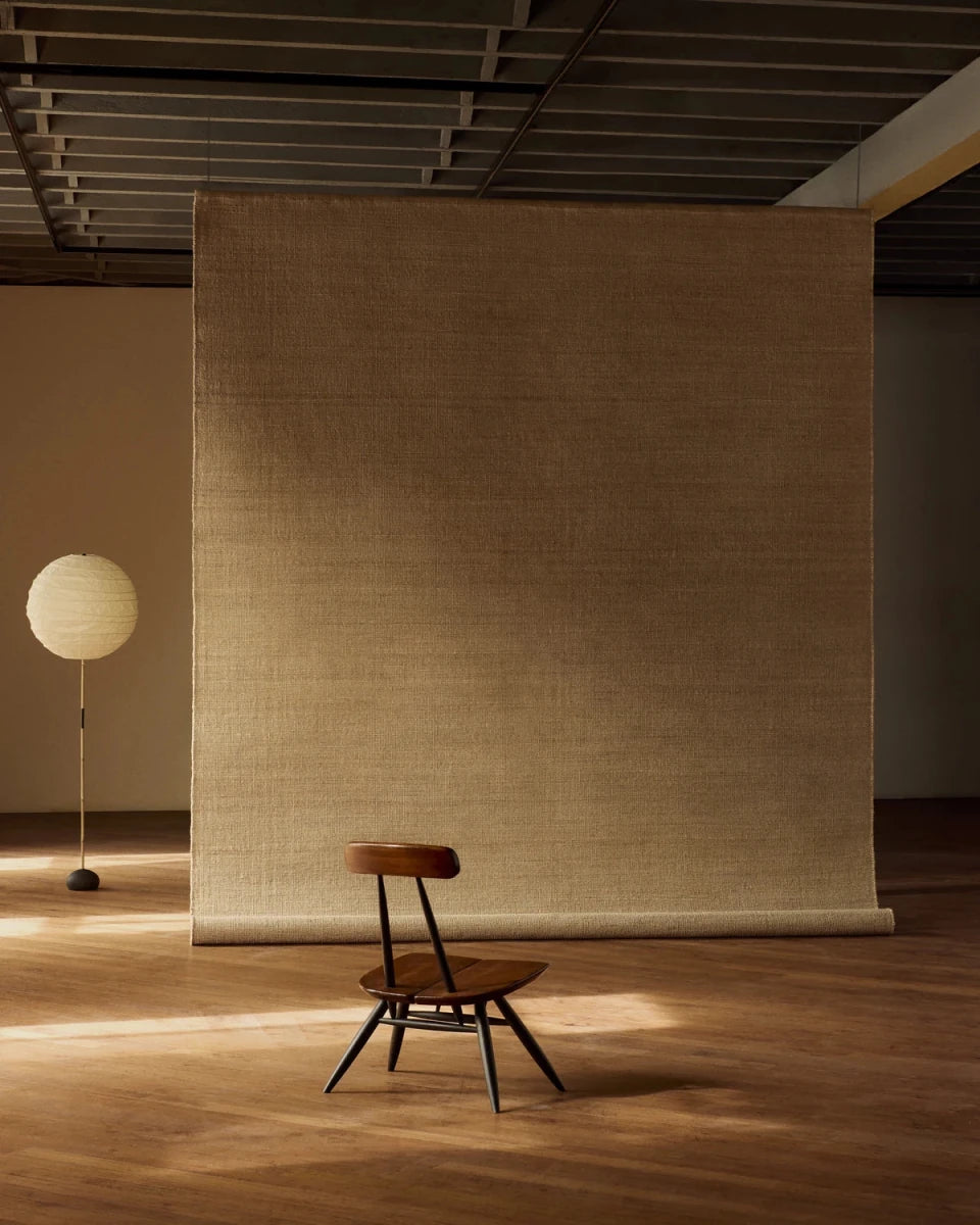 5'7" x 7'10" / Rattan