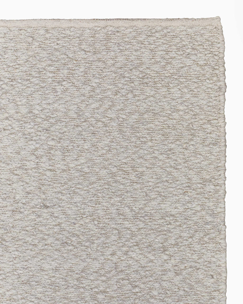 9'10" x 13'2" / Parchment