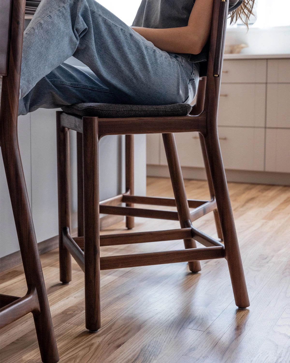 Ember Grey Seat / Maple Brown Leather Back / Walnut Frame