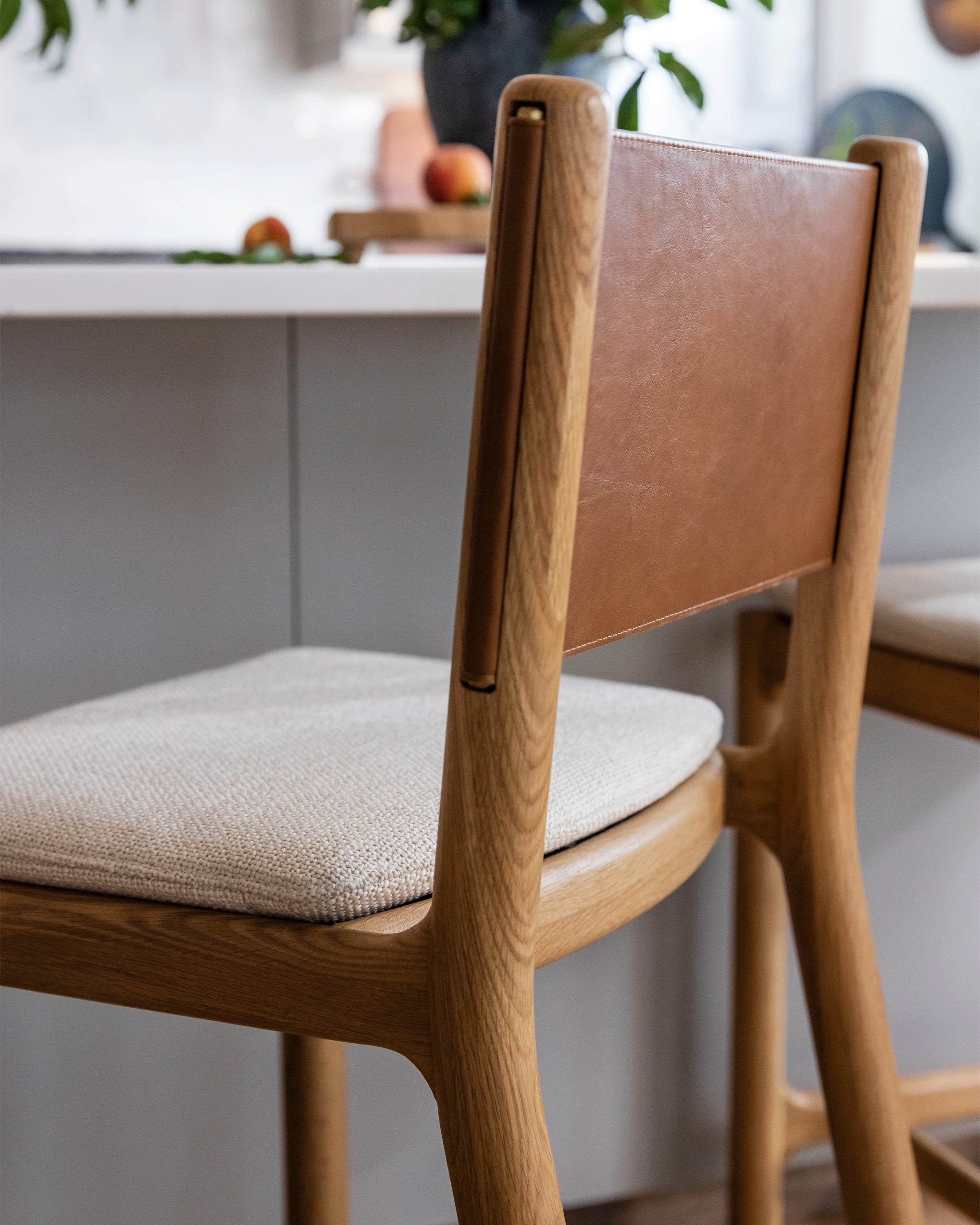 White Oak Frame / Oat Woven Seat