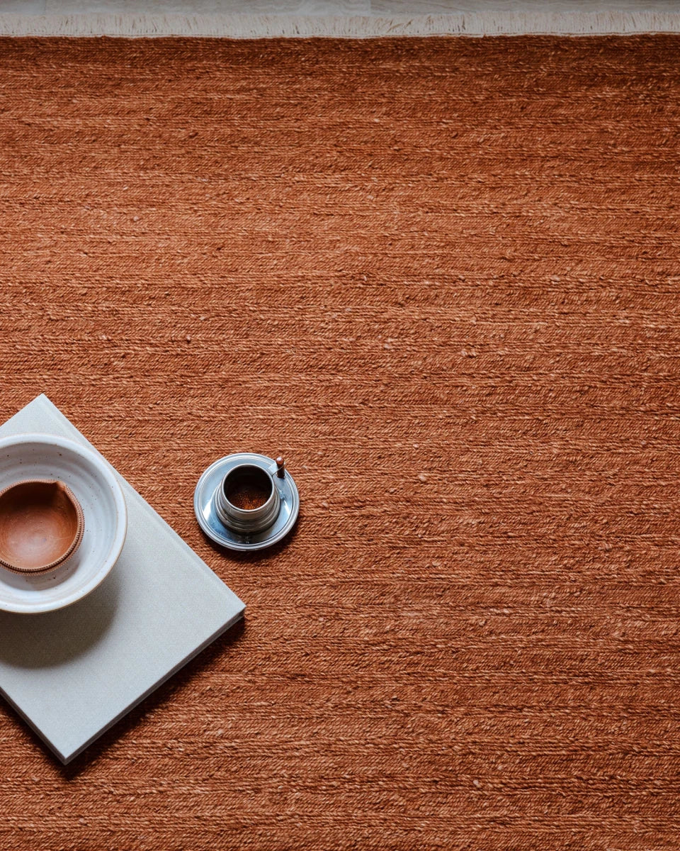 6'7" x 9'10" / Bisque