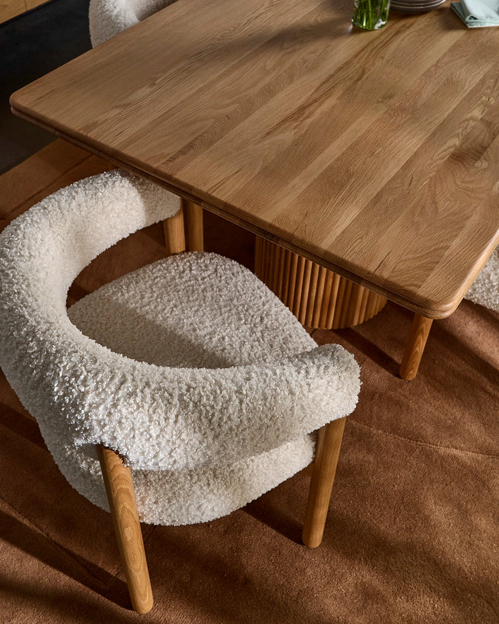 White Oak Frame /Cream Curly