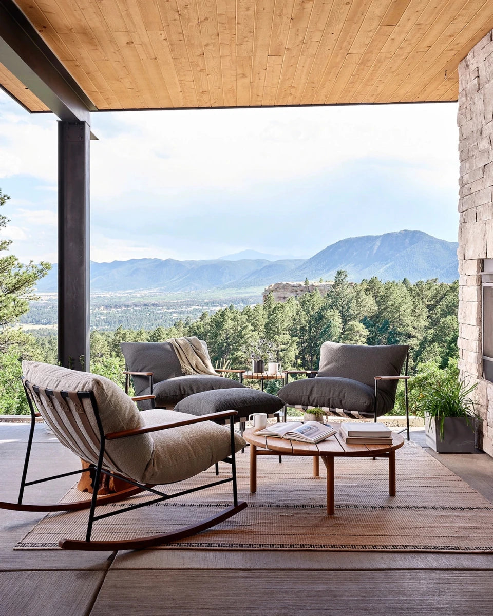 Dove FIQA Boucle with All-Weather Cover