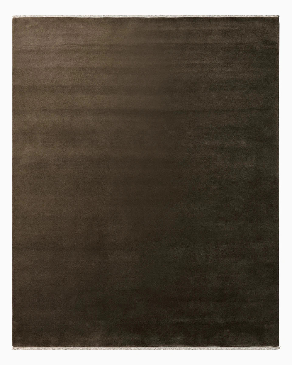 8' x 10' / Chestnut