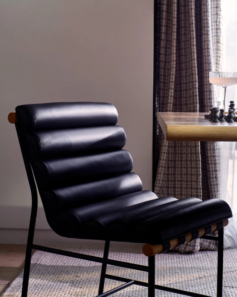 Black Leather / Black Leather Straps / White Oak