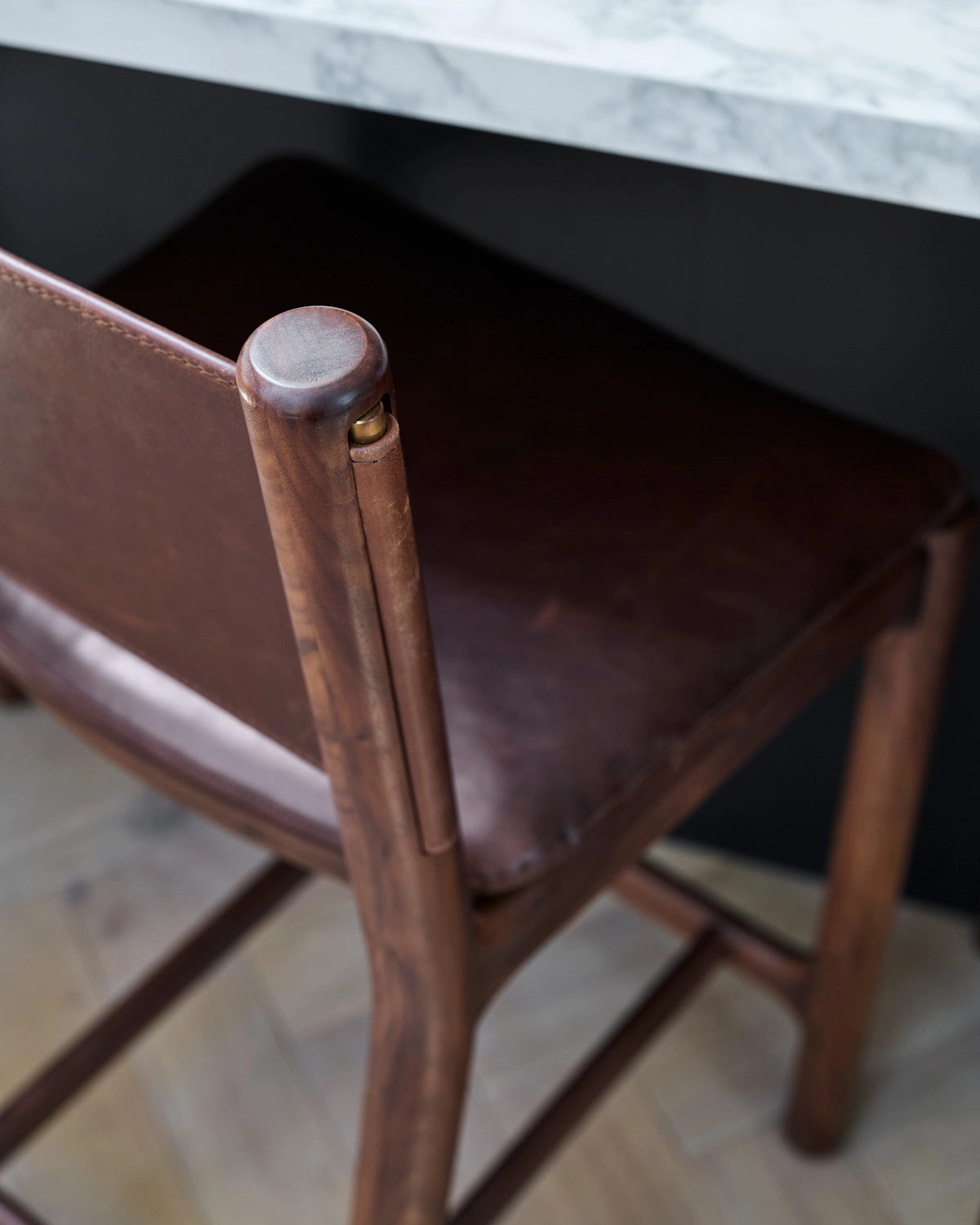 Maple Brown Leather Seat / Maple Brown Leather Back / Walnut Frame