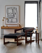 Walnut Frame / Black Leather