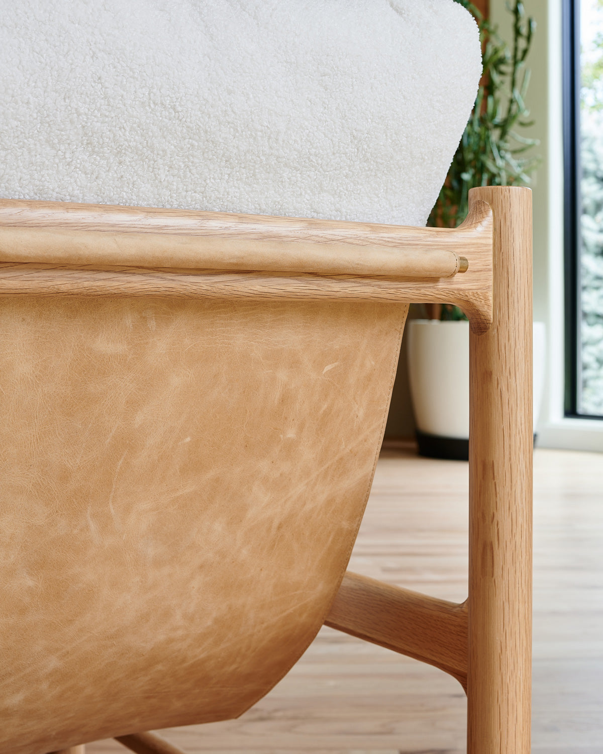 Ivory Himalaya / Sunflower Leather / White Oak