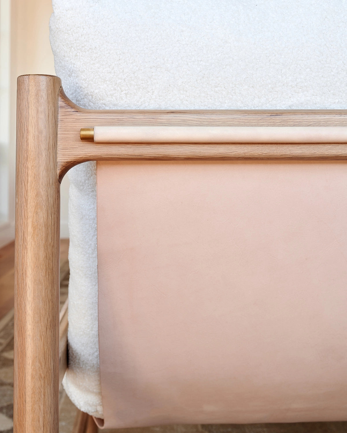 Ivory Himalaya / Vegetable Tan Leather / White Oak