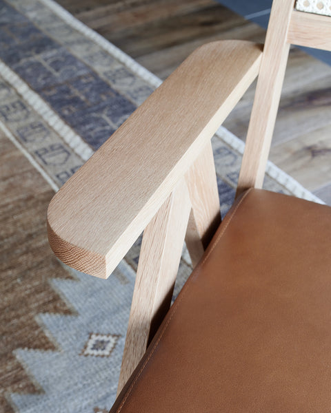 White Oak Frame / Saddle Leather Seat