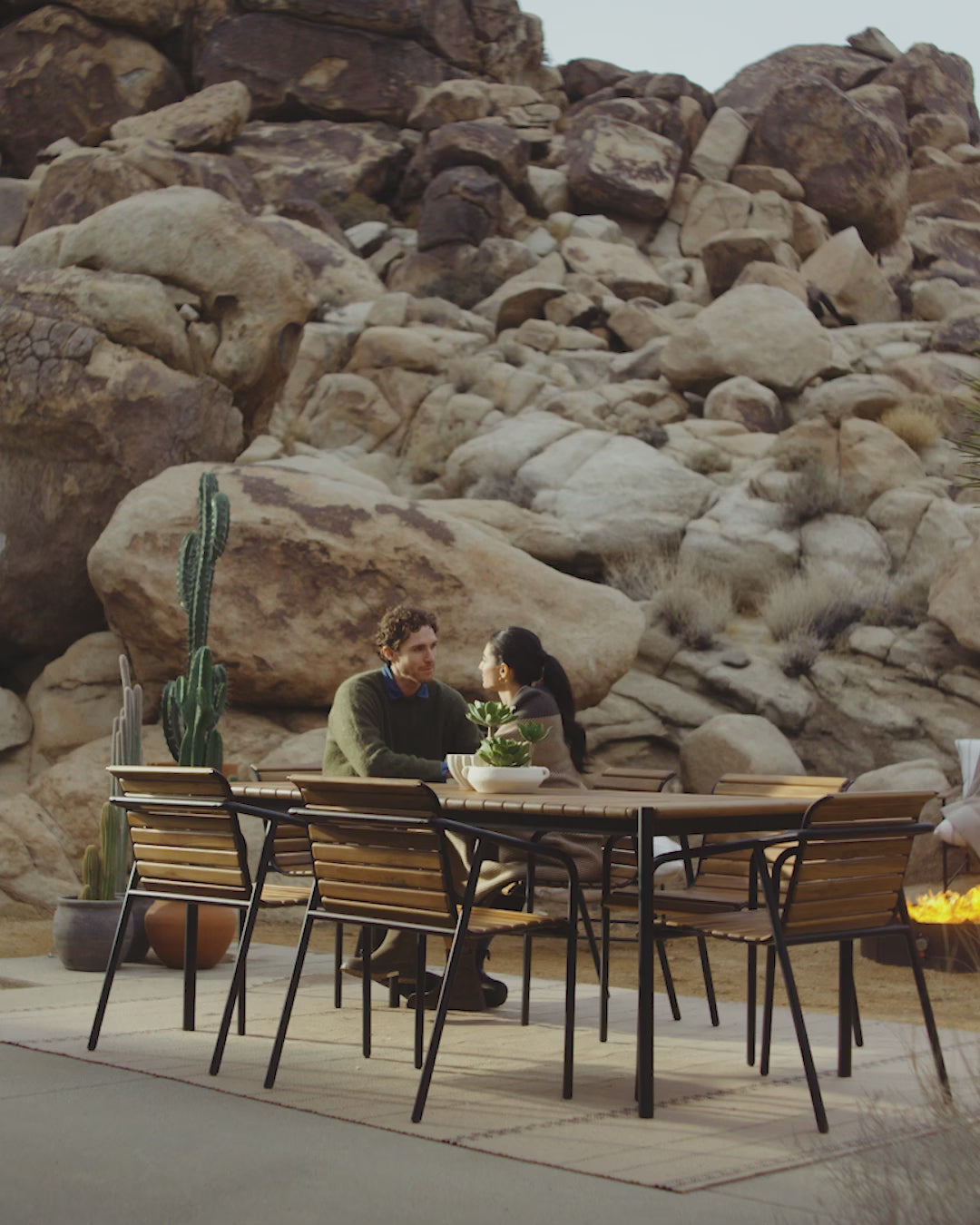 Teak / 72" length | Seats 6