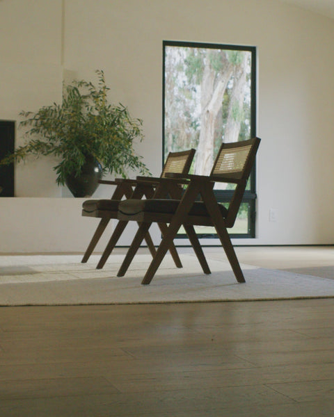 Walnut Frame / Maple Brown Leather Seat