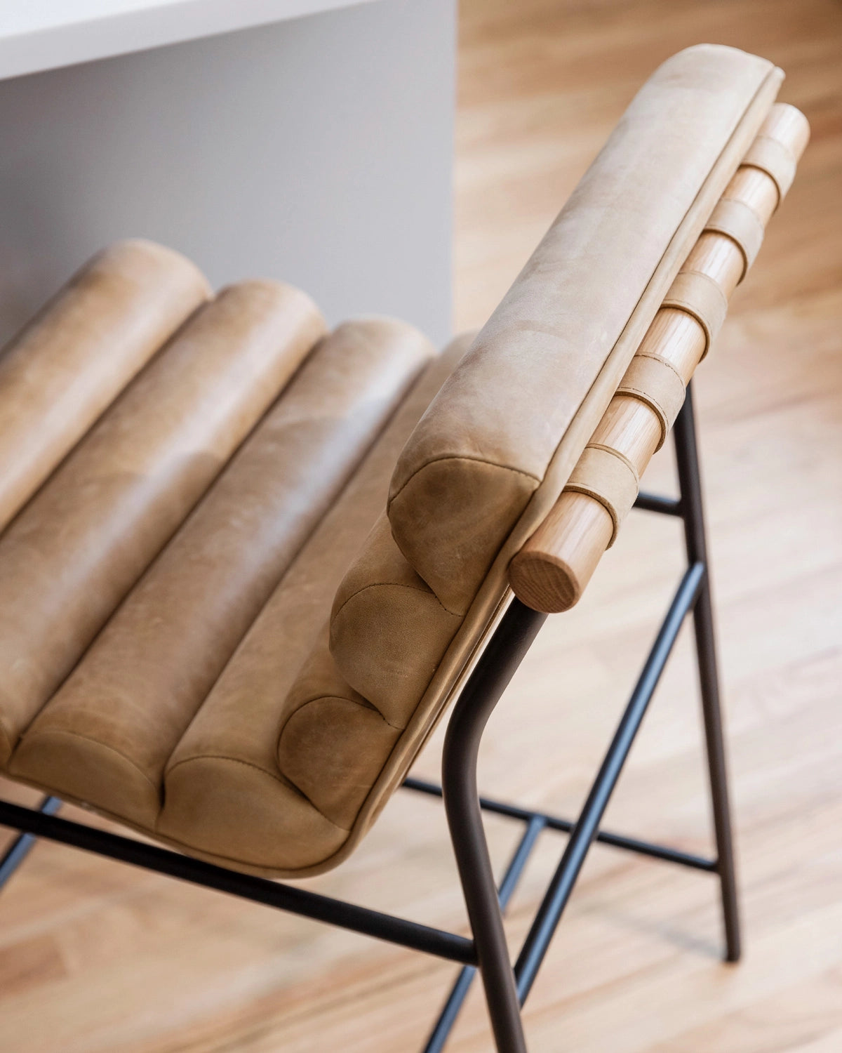 Sunflower Leather / White Oak / Counter (24&quot; Height)